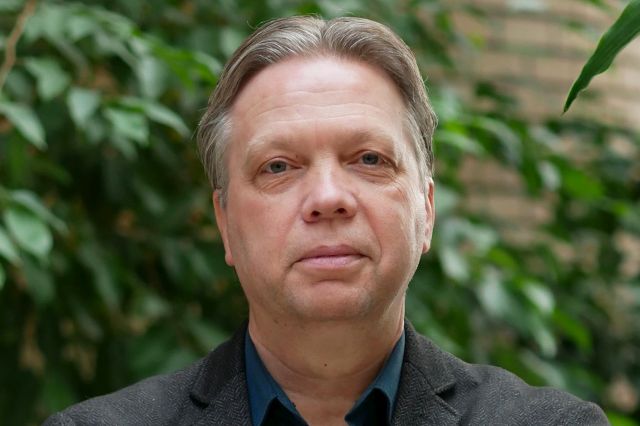 Prof. Hans Bluyssen